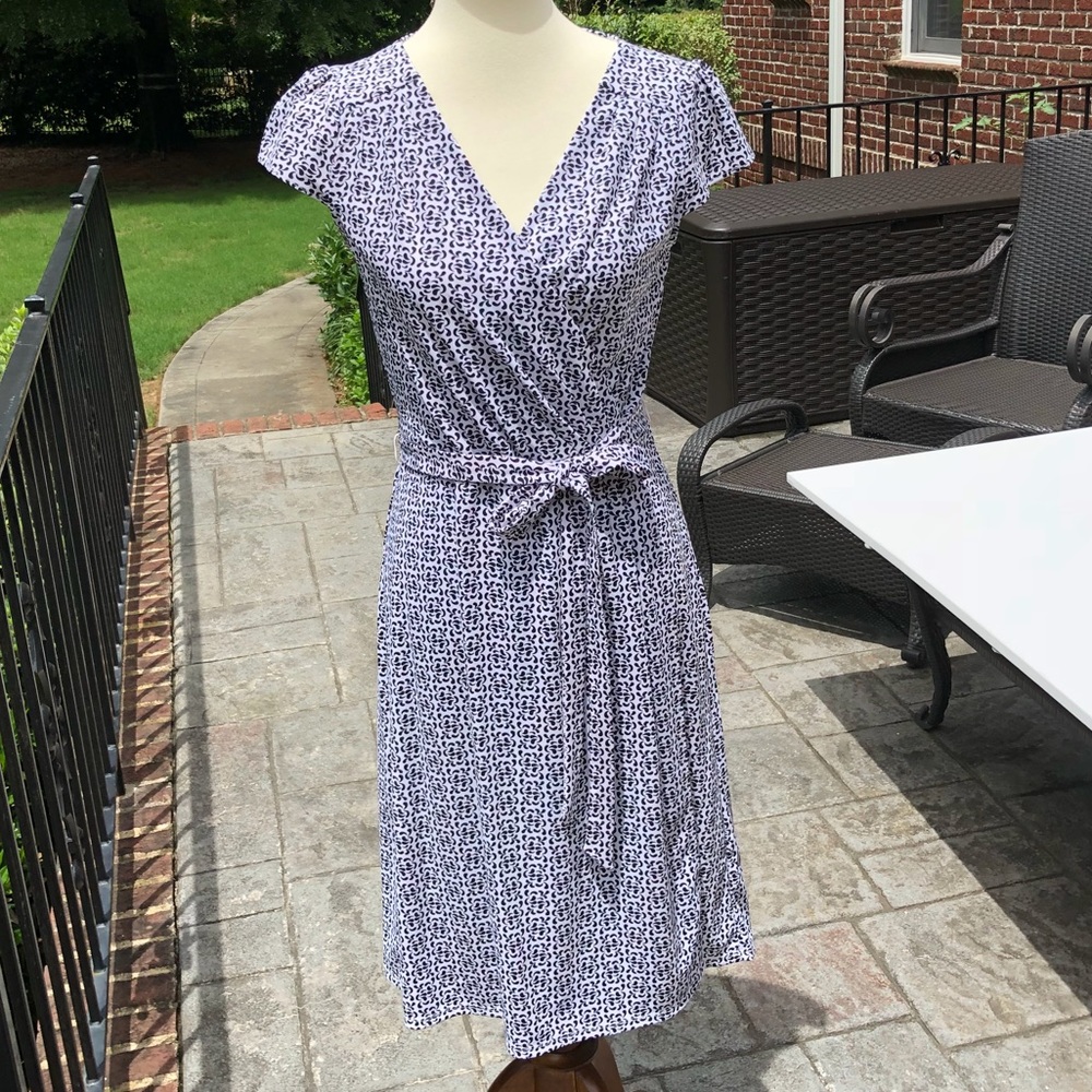 Ann Taylor Loft Black and White Dress